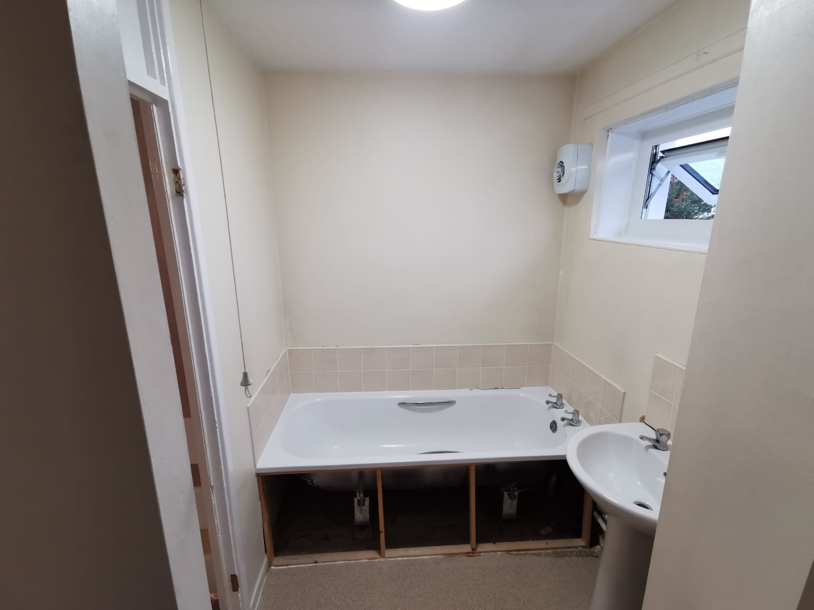 Charming Liverpool Makeover - Bathroom Fitter / Remodeller | Free Quotes | Merseyside and Cheshire